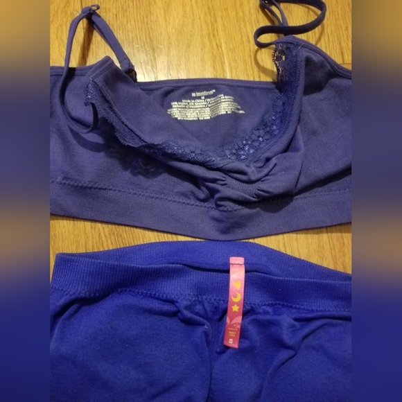 Bandeau & Sports Bra Bundle Small & Medium - Picture 4 of 5